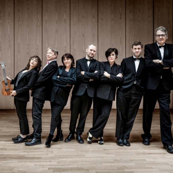 Ukulele Orchestra of Great Britain 