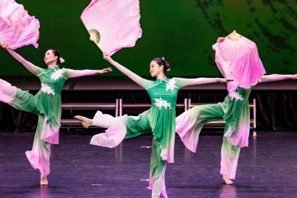 Chinese Performing Arts of America Celebrates Lunar New Year – Year of the Horse